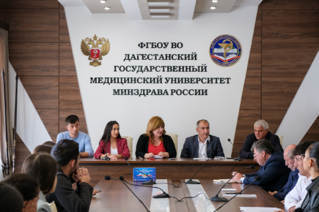 Проведен очередной круглый стол на тему: «Молодежь против коррупции» в рамках государственной программы «О противодействии коррупции в Республике Дагестан»