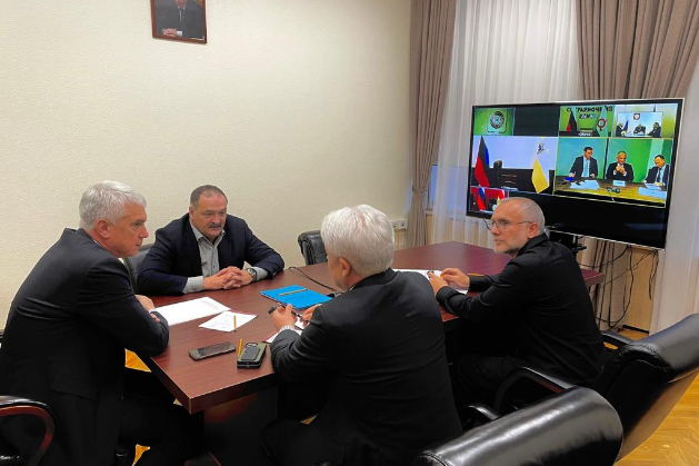 Сергей Меликов принял участие в совещании по вопросам создания индустриальных парков и технопарков в регионах СКФО