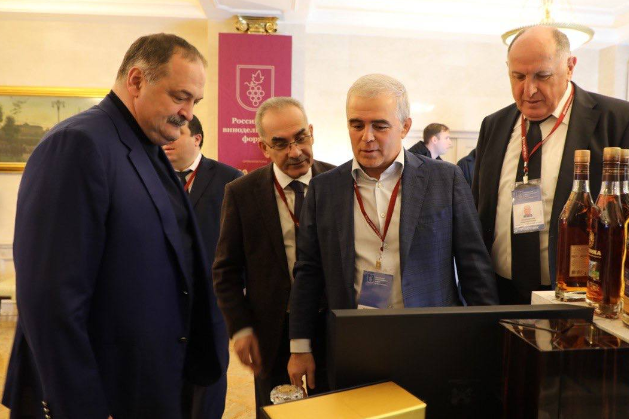 Сергей Меликов принял участие в Первом Российском винодельческом форуме