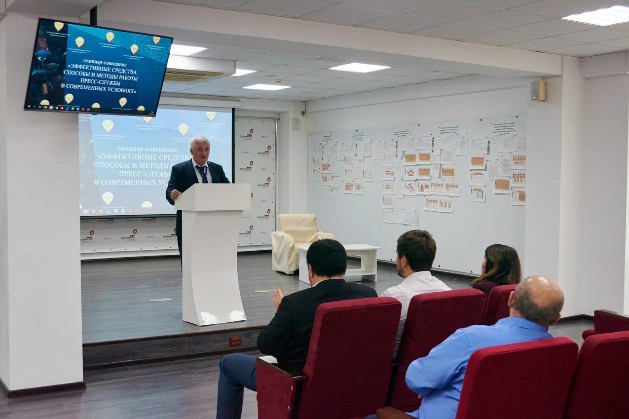 Сотрудниками Управления Главы РД по вопросам противодействия коррупции принято участие в семинаре-совещании для представителей пресс-служб