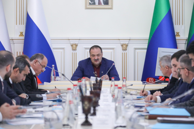 Сергей Меликов провел совещание по вопросам туристической отрасли