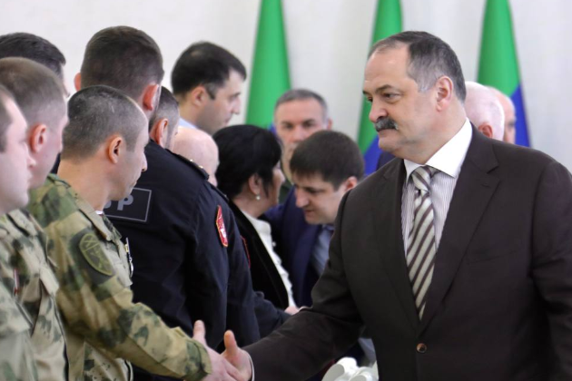 Дагестанским военнослужащим-участникам спецоперации вручили государственные награды