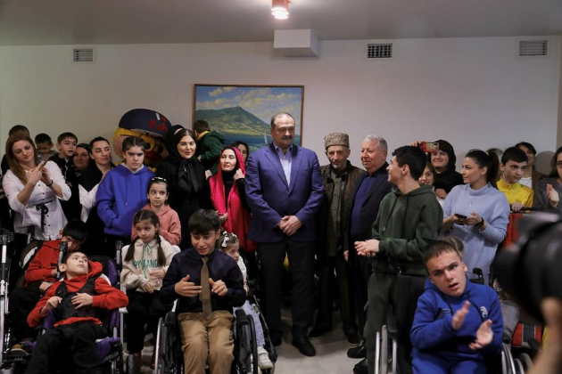 Сергей Меликов принял участие в открытии реабилитационного центра для детей в Каспийске