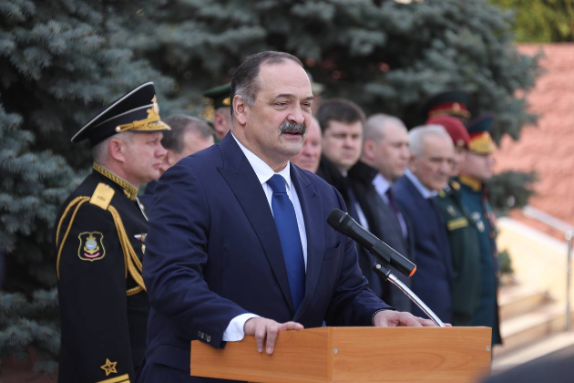 В Махачкале открыли аллею Героев в память о погибших росгвардейцах