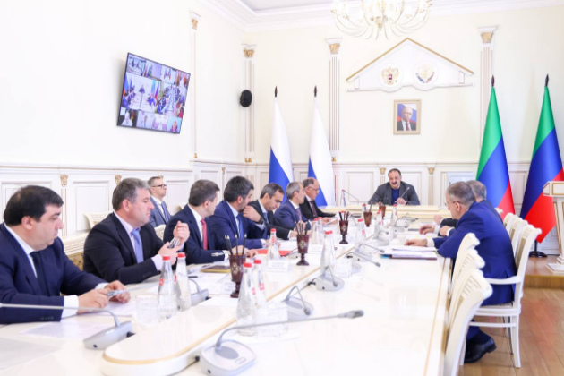 Под руководством Сергея Меликова обсуждены вопросы увеличения доходной части консолидированного бюджета республики