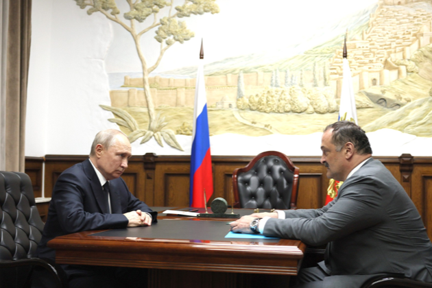 Владимир Путин провёл рабочую встречу с главой Республики Дагестан Сергеем Меликовым