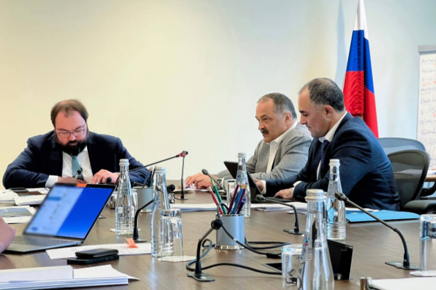 Cергей Меликов доложил главе Минцифры РФ о подготовке к проведению Цифрового форума прикаспийских государств в Дагестане
