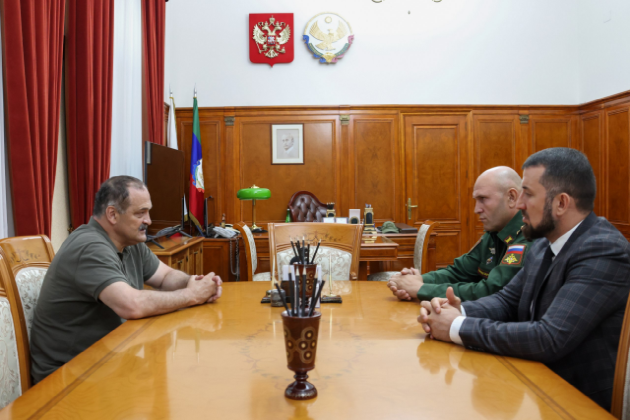 Сергей Меликов встретился с подполковником Салимом Каруровым