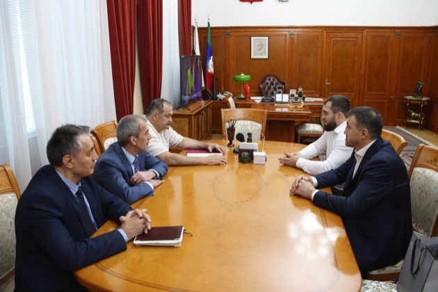 Сергей Меликов встретился с техническим директором Олимпийского комитета Королевства  Бахрейн Эльдаром Эльдаровым