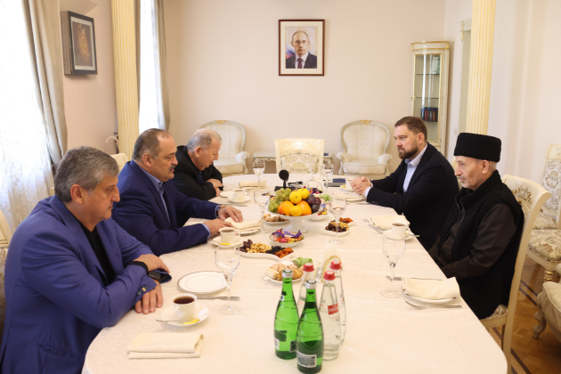 Сергей Меликов встретился с руководителем Федерального агентства по делам национальностей и муфтием Дагестана