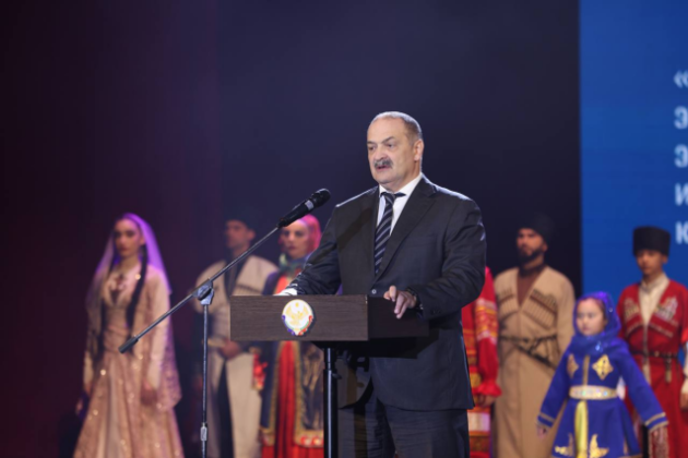 Сергей Меликов дал старт Году семьи в Дагестане