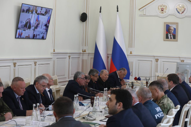 Сергей Меликов провел заседание Совета Безопасности РД