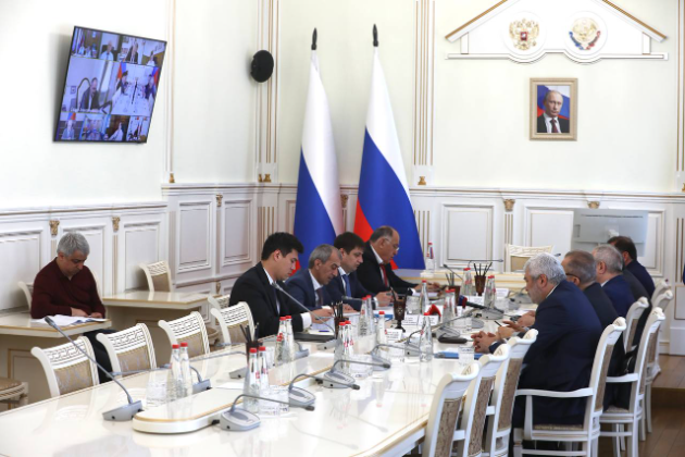 Глава Дагестана провел совeщание по актуальным вопросaм