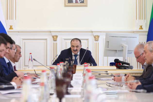 Сергей Меликов провел заседание Координационного штаба по строительству