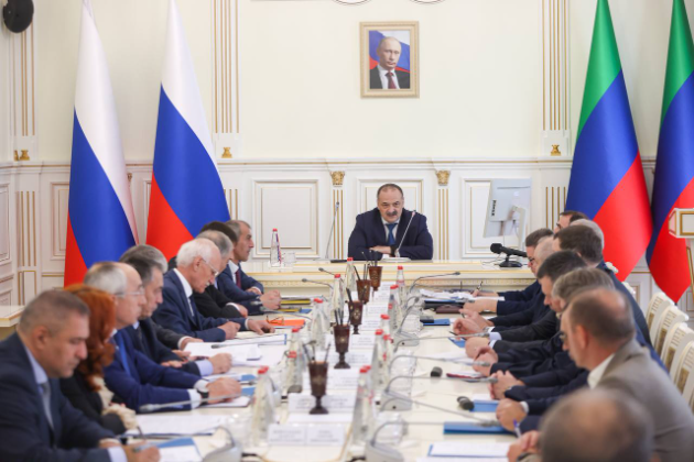 Под руководством Сергея Меликова состоялось заседание Антитеррористической комиссии в РД