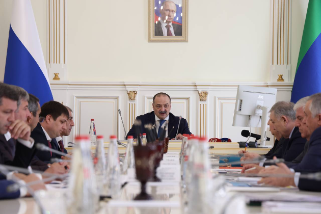 Под руководством главы Дагестана прошло заседание Комиссии по увеличению доходной части консолидированного бюджета