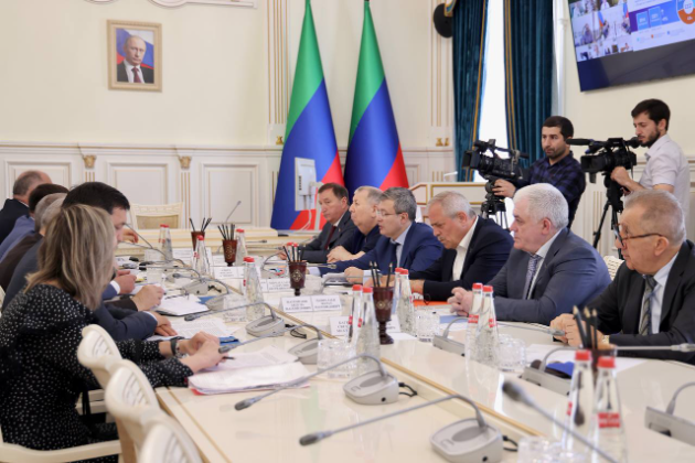 Под руководством Сергея Меликова обсуждены актуальные для региона вопросы