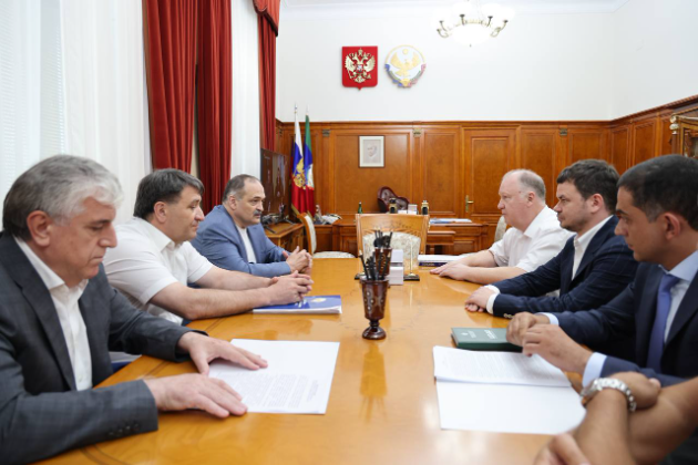 Сергей Меликов встретился с представителями ООО «СКОБЖ»