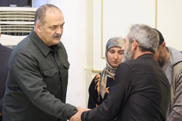 Сергей Меликов встретился c семьями военнослужащих