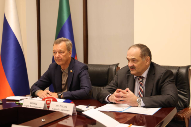 Андрей Яцкин и Сергей Меликов провели совещание по вопросам развития системы обращения с ТКО в Дагестане