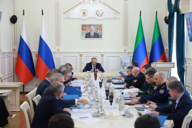 Сергей Меликов провел заседание Антитеррористичеcкой комиссии в РД