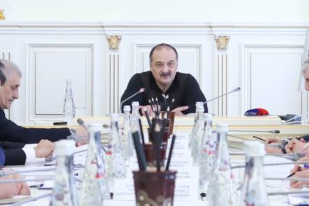 Под руководством главы Дагестана обсуждены вопросы развития Махачкалинского морского торгового порта