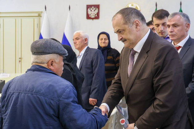 Сергей Меликов встретился с cемьями военнослужащих