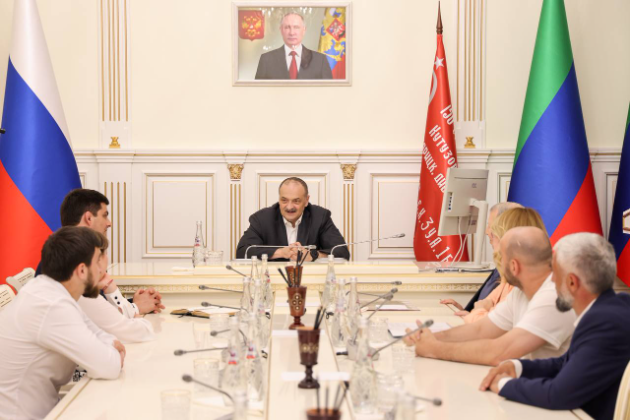 Сергей Меликов встретился с победителями Всероссийских соревнований Школьной футбольной лиги РФС