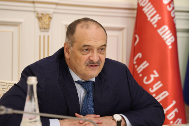 Подготовка руководителей новой формации: Сергей Меликов встретился с участниками кадровых программ из Дагестана