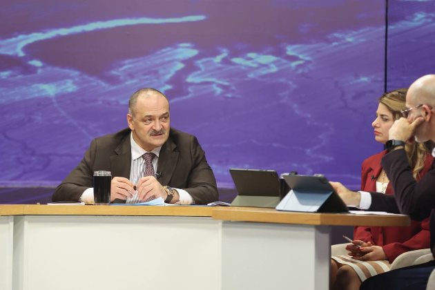 Сергей Меликов и Муслим Хучиев обсудили реализацию федеральных проектов в Дагестане