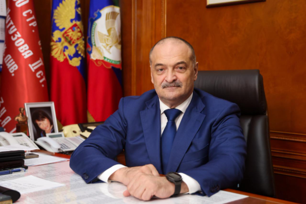 Поздрaвление Главы Республики Дагестан Меликова С.А. с Днем матери