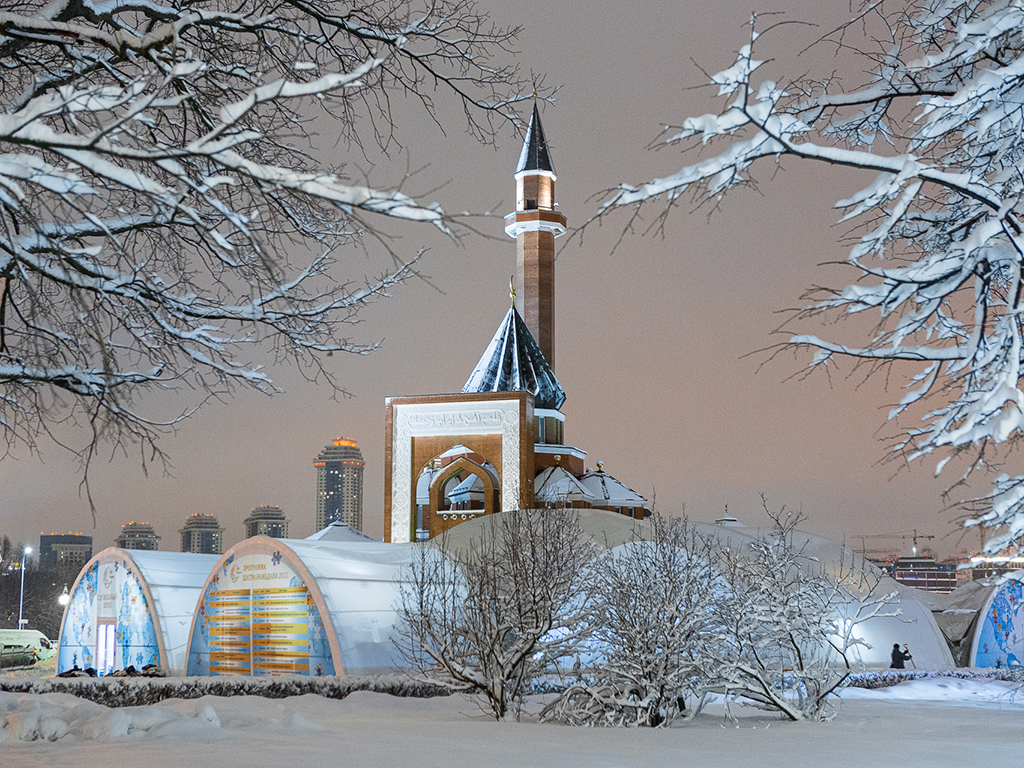 Представители Постпредства Дагестана приняли участие в открытии социально-благотворительного проекта «Шатёр Рамадана»