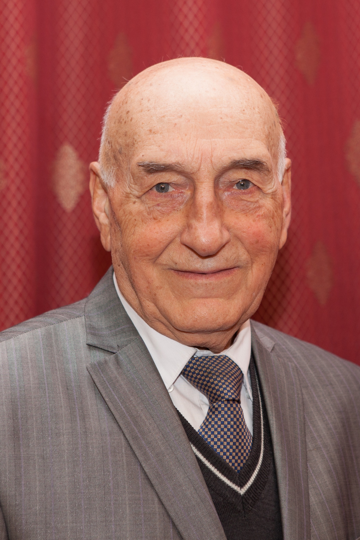 Постпредство Дагестана поздравляет с 90-летним юбилеем капитана первого ранга, профессора Усман-Гаджи Сулеймановича Алиева