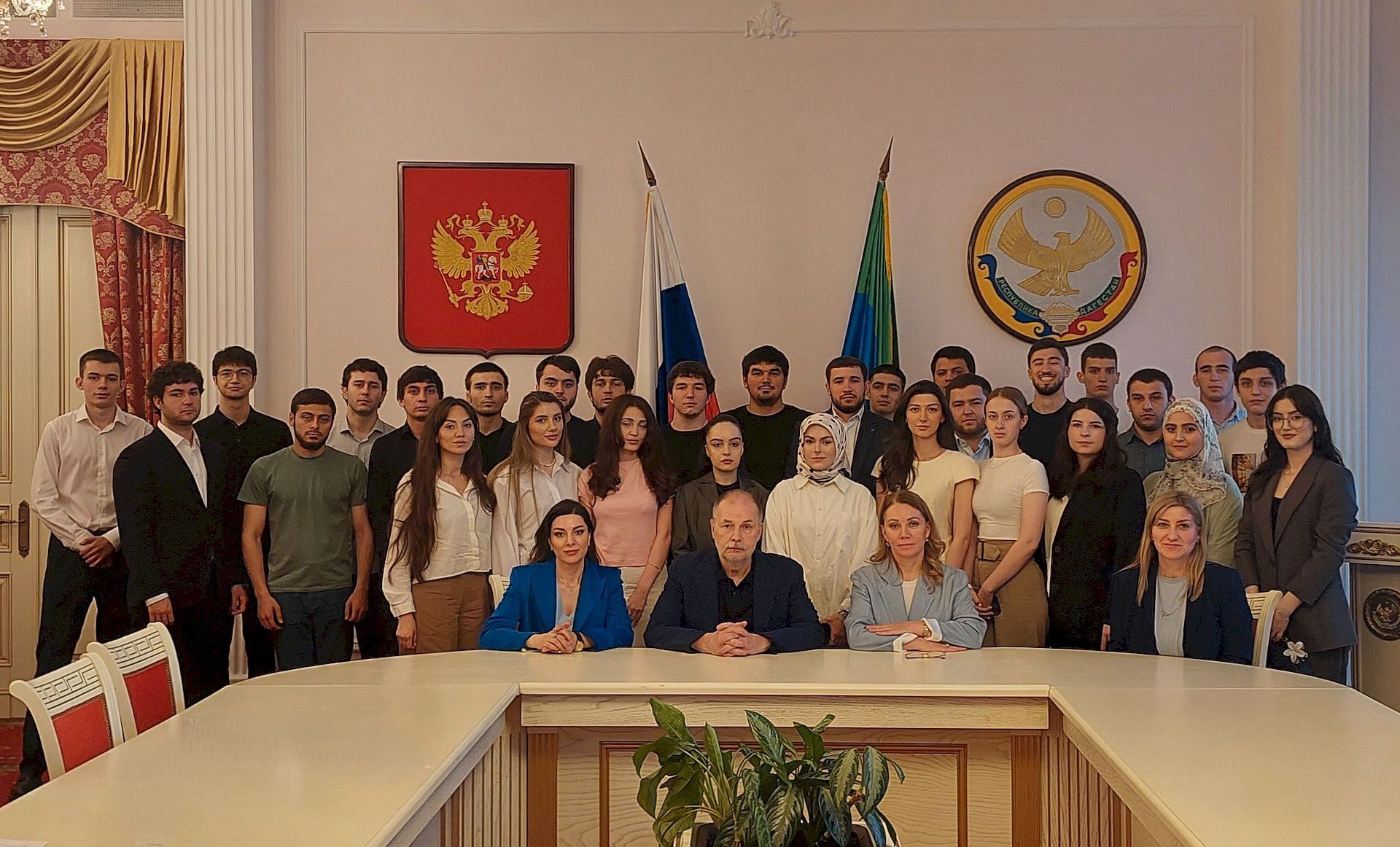 Руководство Постпредства Дагестана провело рабочую встречу с председателями дагестанских студенческих объединений ВУЗов Москвы