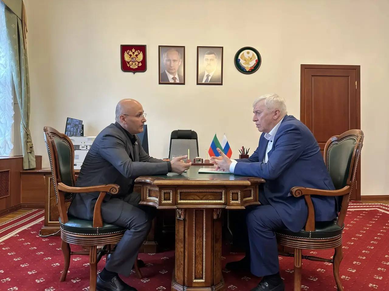 Руслан Нагиев провёл рабочую встречу с председателем Общественного совета при Постпредстве Дагестана