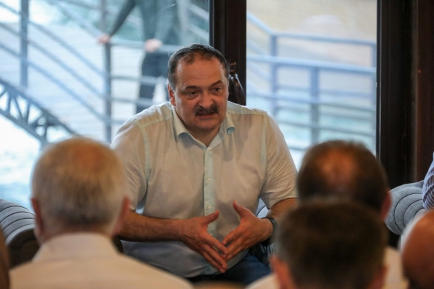 Сергей Меликов встретился с туристическим бизнес-сообществом Дагестана