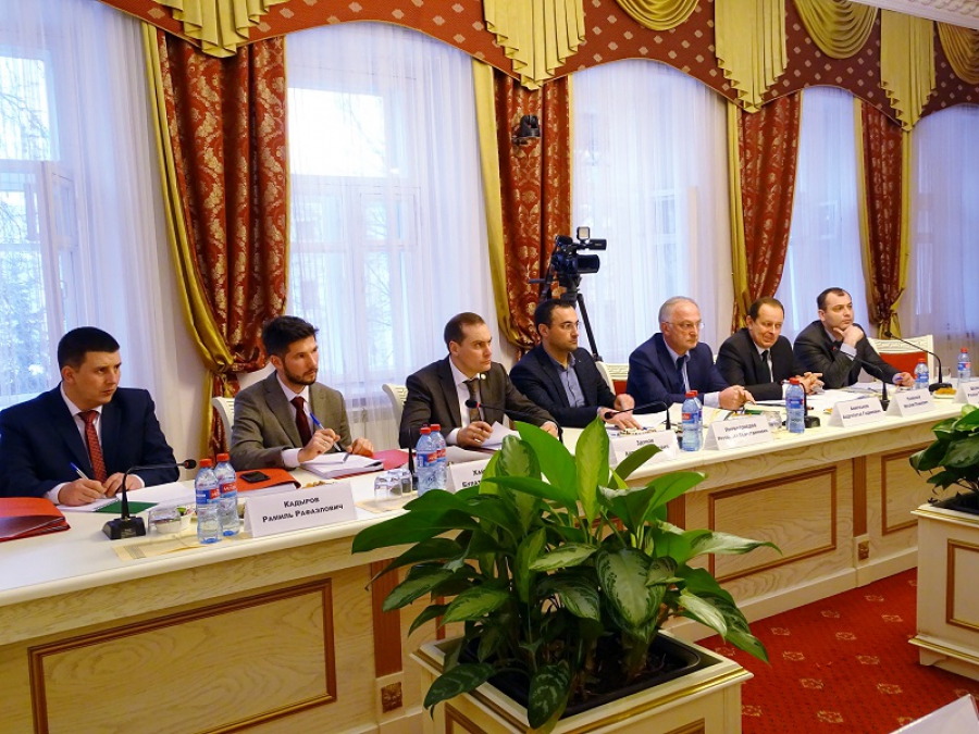 Председатель Правительства РД провел совещание о развитии древнего Дербента