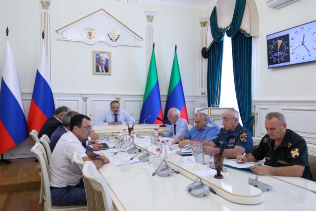 Глава Дагестана провёл заседание Комиссии по предупреждению и ликвидации чрезвычайных ситуаций и обеспечению пожарной безопасности
