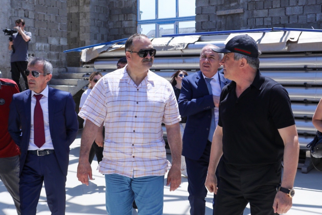 Сергей Меликов посетил винно-коньячный завод «Избербашский»