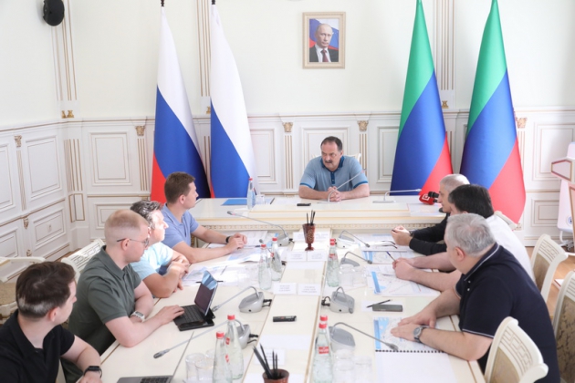 Сергей Меликов встретился с замминистра транспорта России Валентином Ивановым