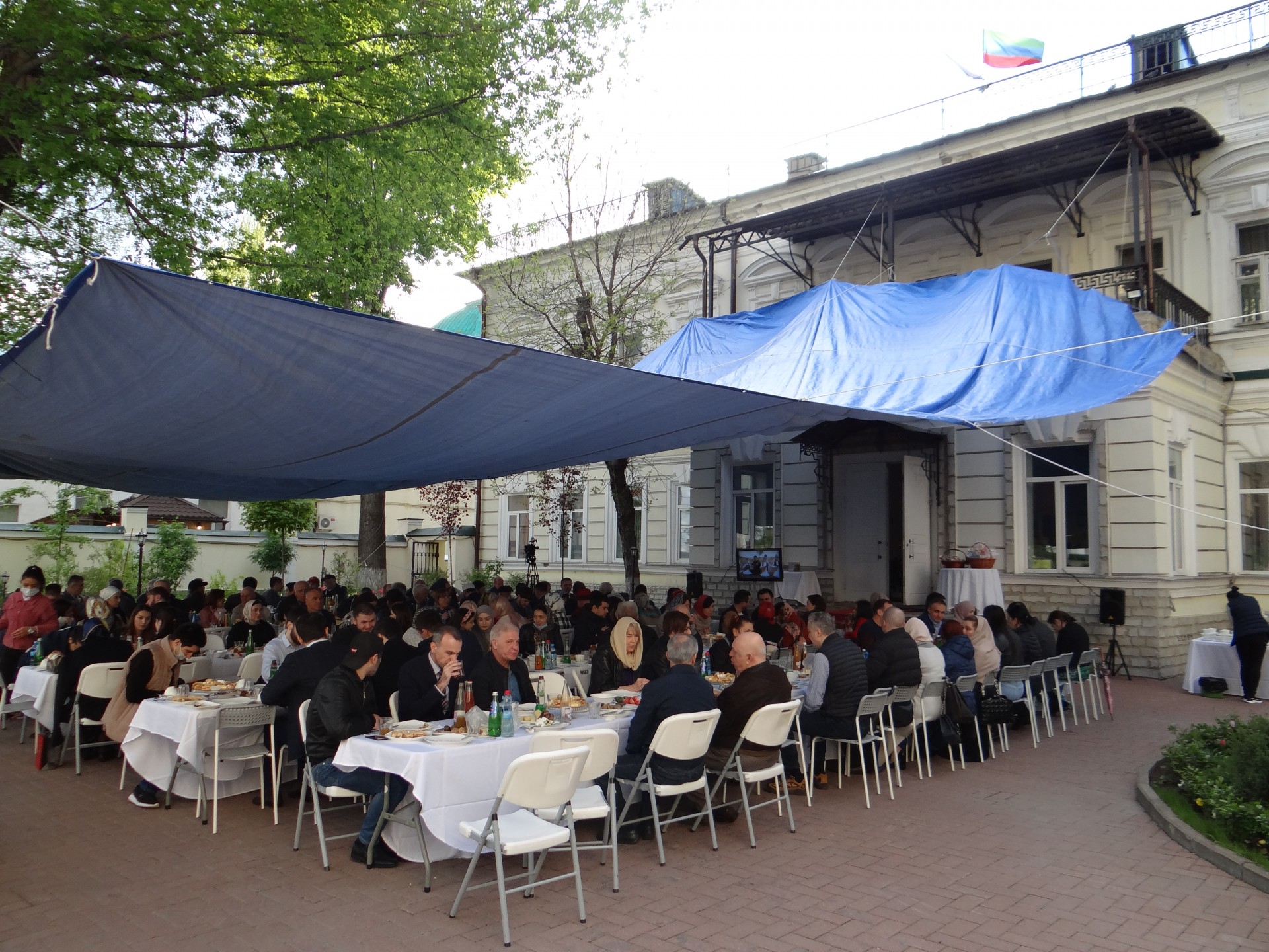 Празднование «Ураза-байрам» в Москве