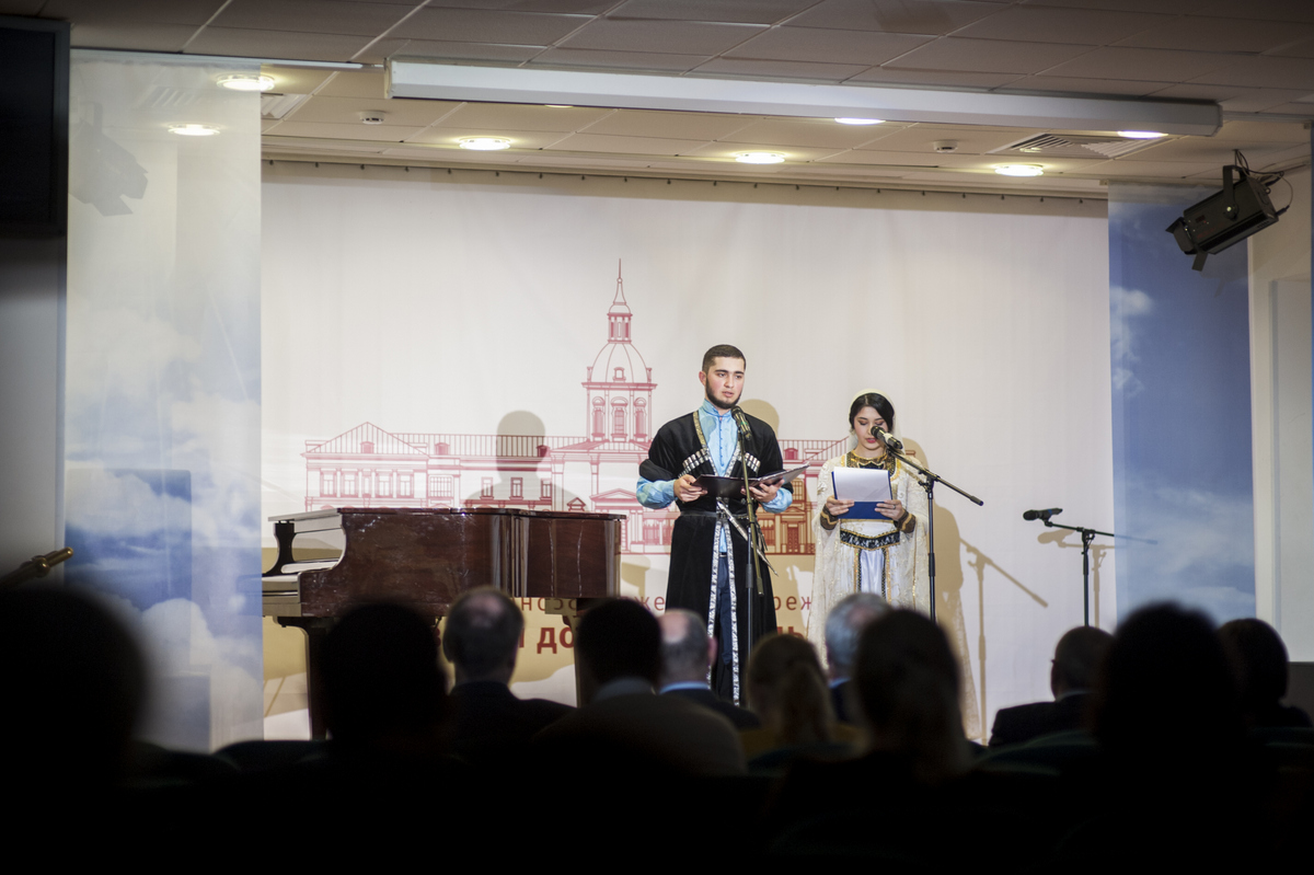 Сулейман Стальский - Гомер XX века