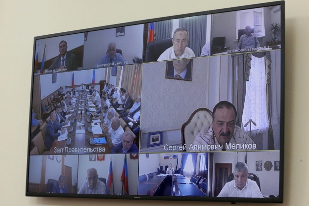 Сергей Меликов провел совещание по развитию экономики Дагестана