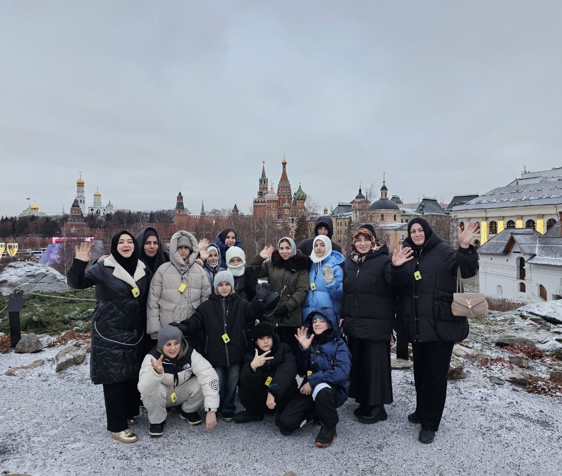 Детям участников СВО из Дагестана организовали поездку в Москву по поручению Сергея Меликова