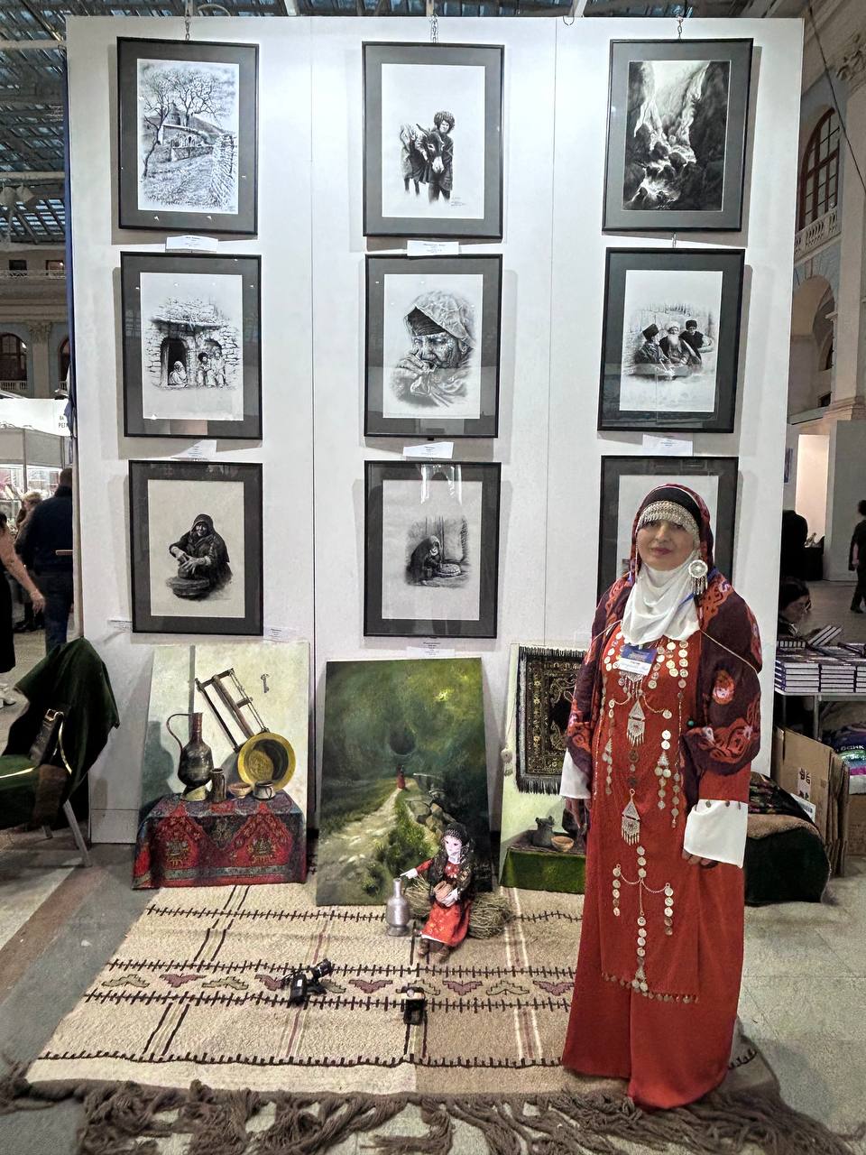 Сотрудники Постпредства Дагестана посетили VI художественно-промышленную выставку-форум «Уникальная Россия»