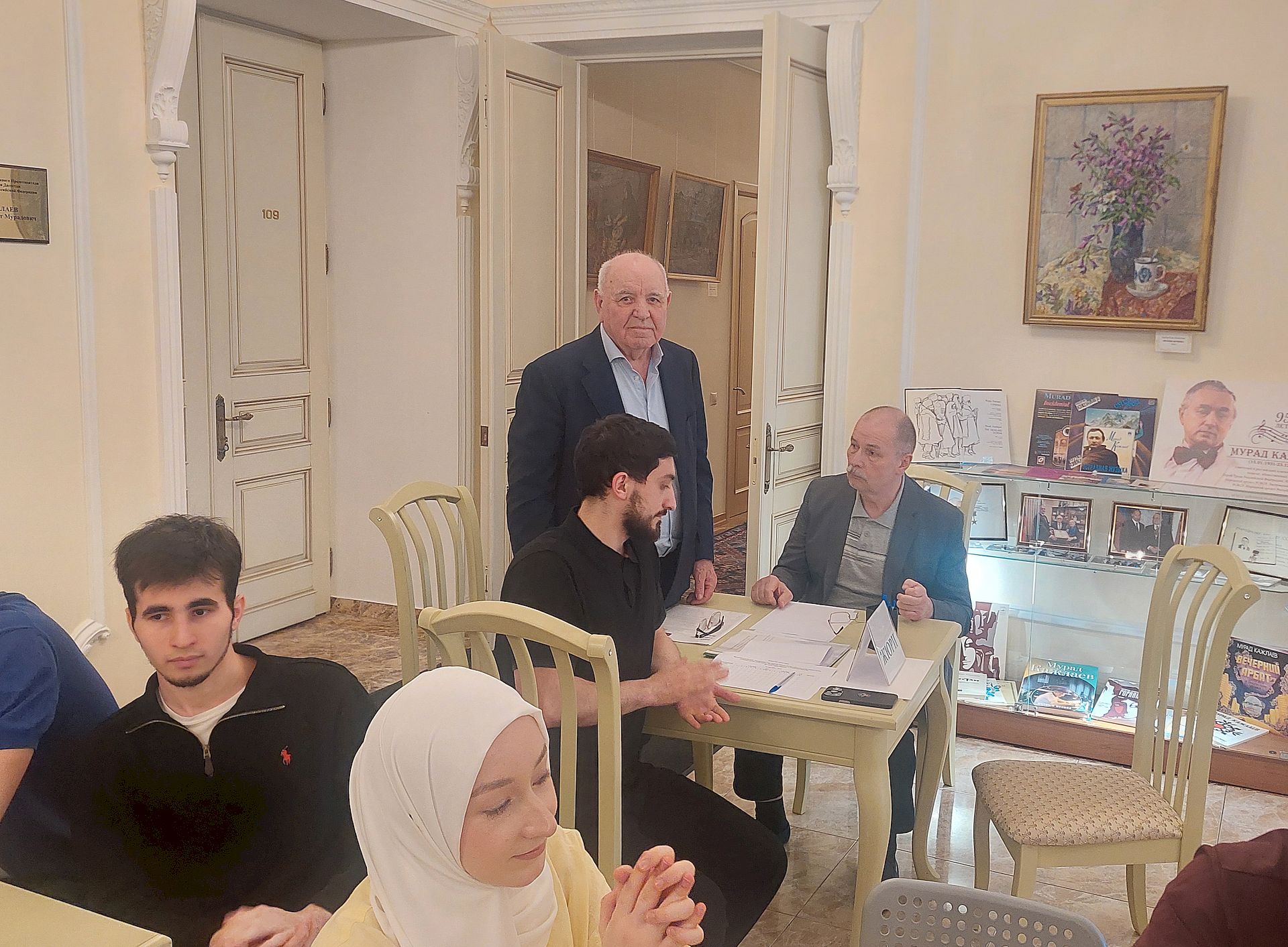 В стенах Постоянного представительства РД при Президенте РФ состоялась интеллектуальная игра для дагестанских студентов, посвящённая Году единства народов России и 65-летнему юбилею полёта человека в космос
