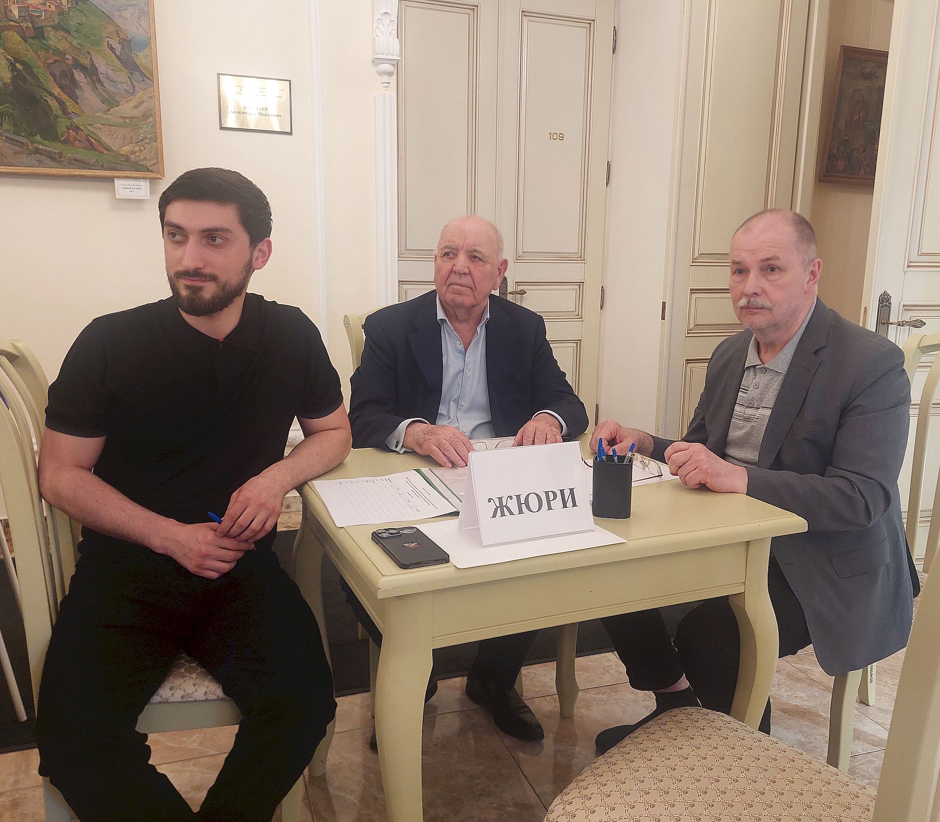 В стенах Постоянного представительства РД при Президенте РФ состоялась интеллектуальная игра для дагестанских студентов, посвящённая Году единства народов России и 65-летнему юбилею полёта человека в космос