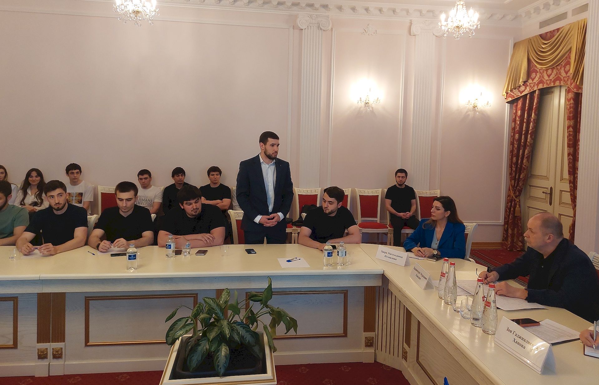 Руководство Постпредства Дагестана провело рабочую встречу с председателями дагестанских студенческих объединений ВУЗов Москвы