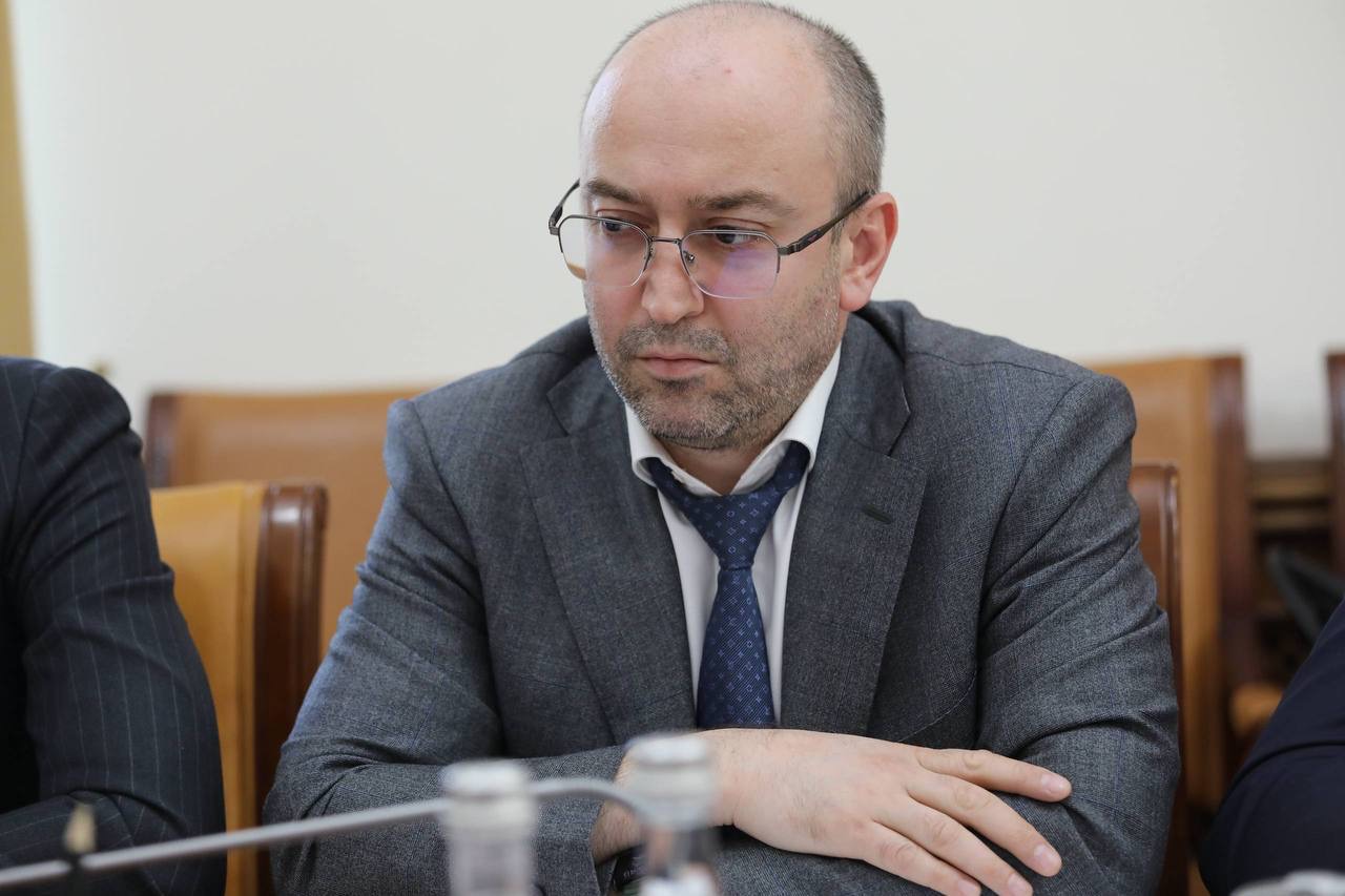 Магомед Рамазанов инициирует полную ревизию очереди на жилье для детей-сирот в Дагестане