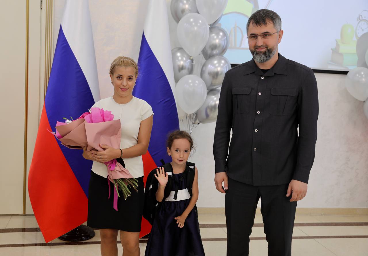 Магомед Рамазанов присоединился к акции «Собери ребенка в школу»